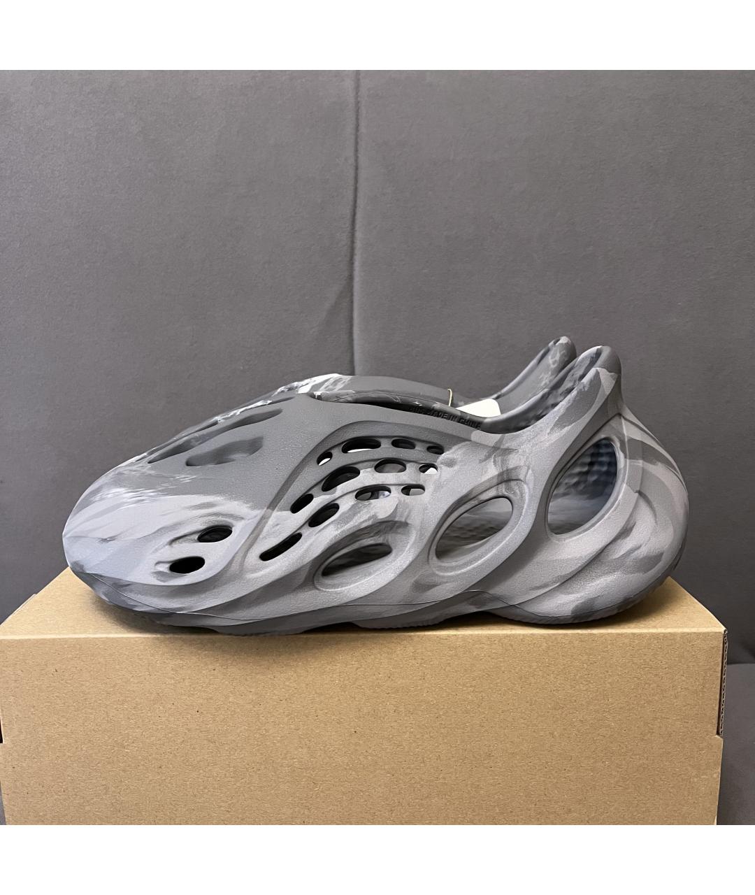 ADIDAS YEEZY Серые шлепанцы, фото 2