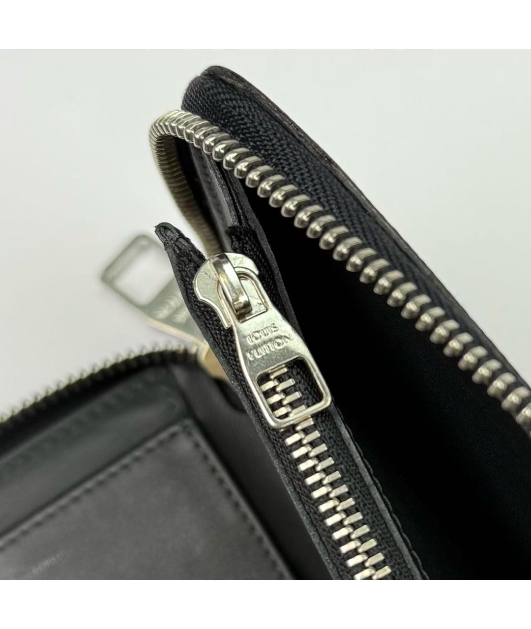 LOUIS VUITTON Темно-синий кожаный кошелек, фото 4
