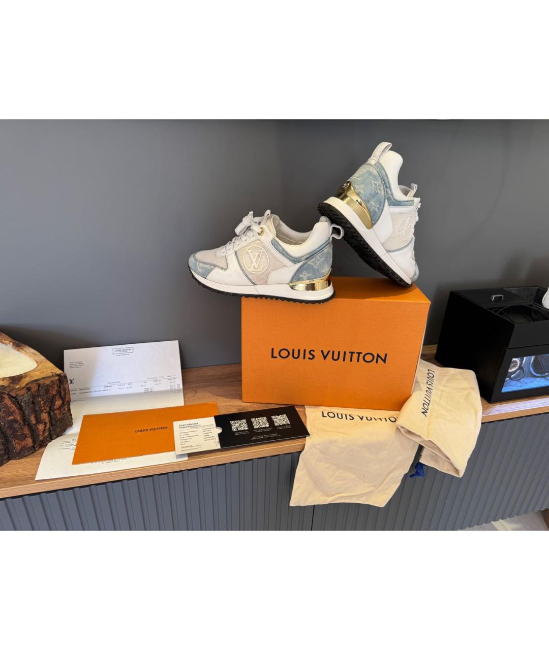 LOUIS VUITTON Белые кожаные кроссовки, фото 2