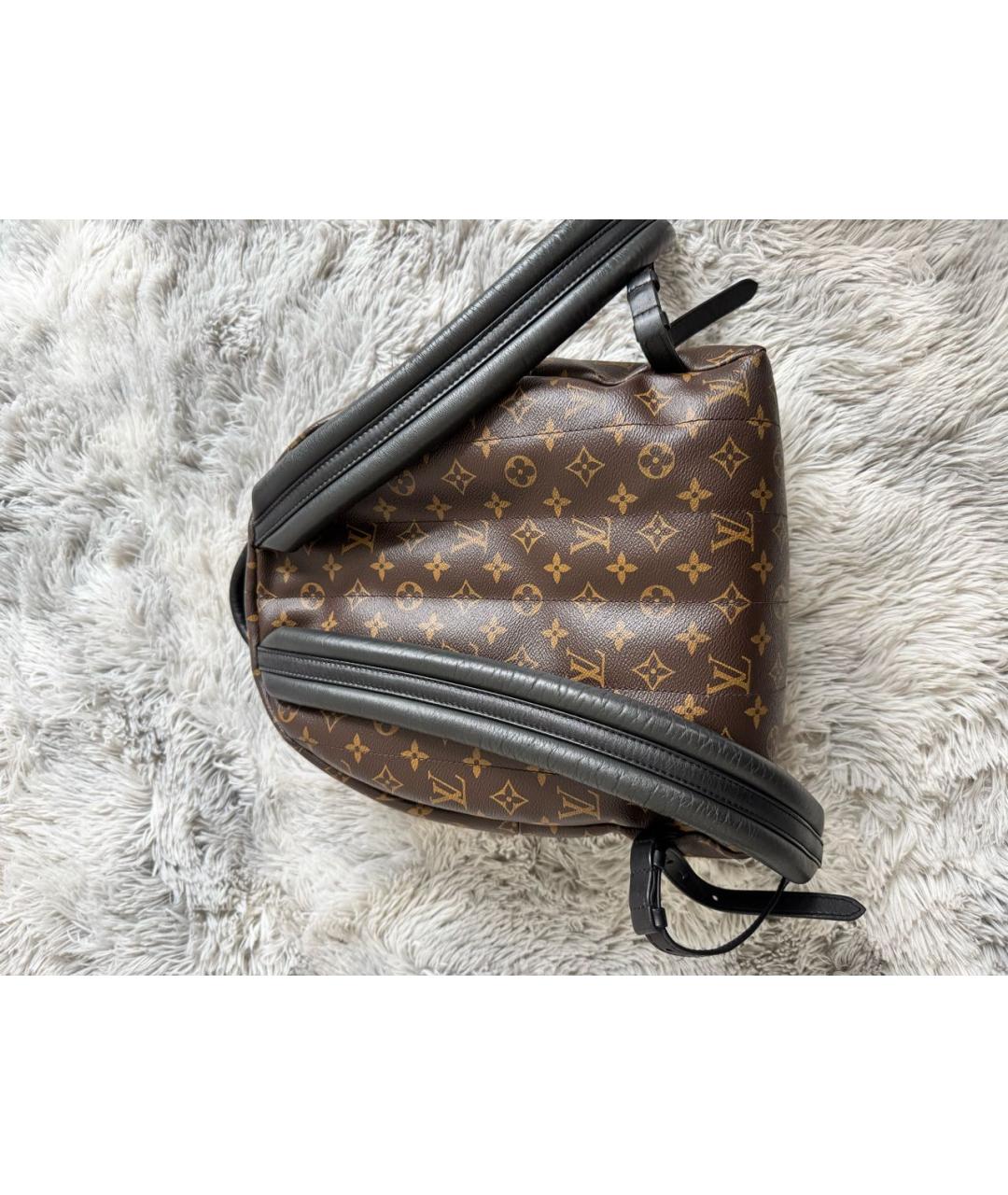 LOUIS VUITTON Коричневый кожаный рюкзак, фото 2