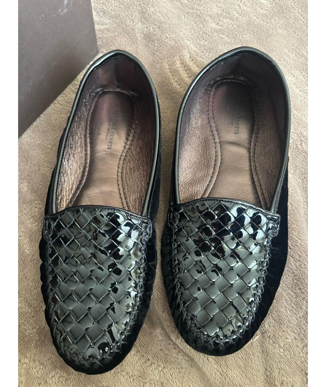 BOTTEGA VENETA Черные лоферы из лакированной кожи, фото 2