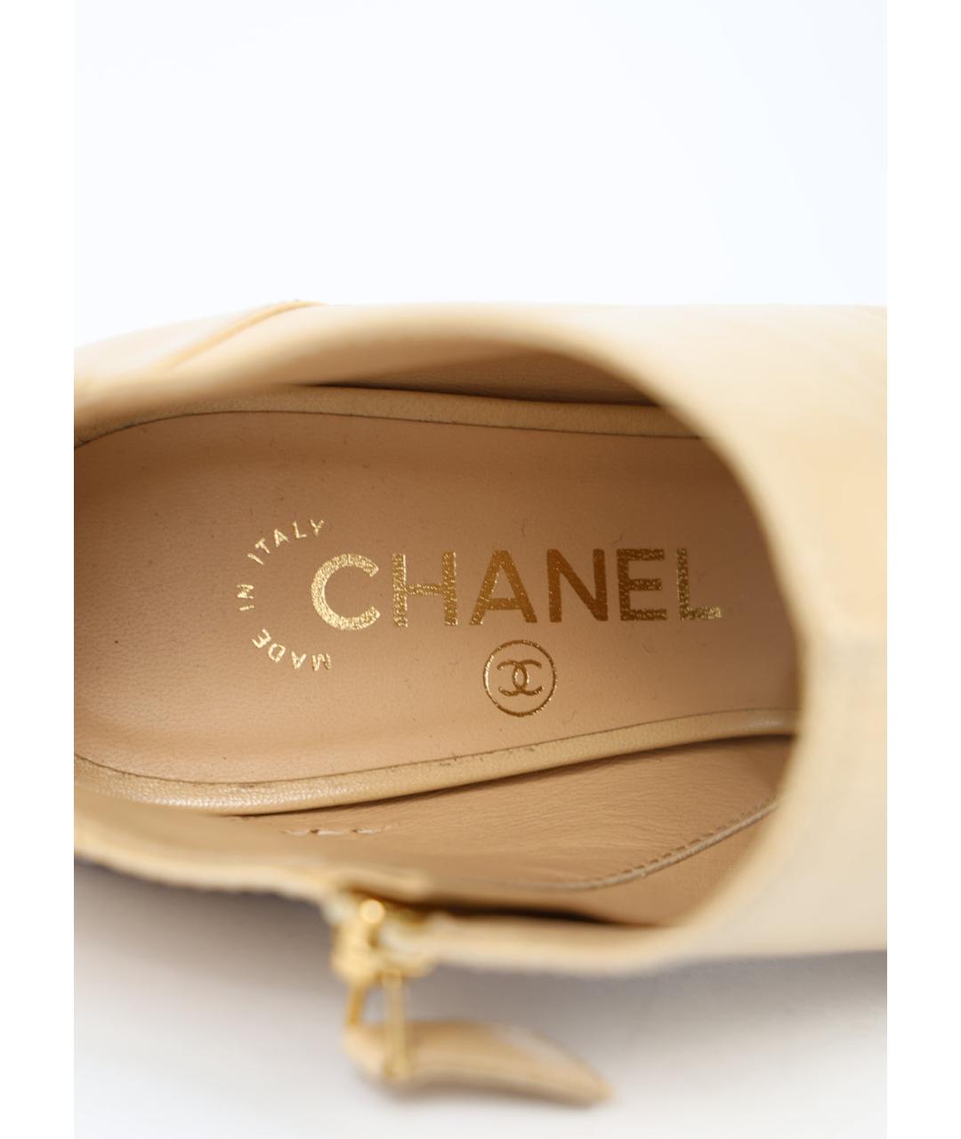 CHANEL Бежевые кожаные ботильоны, фото 5