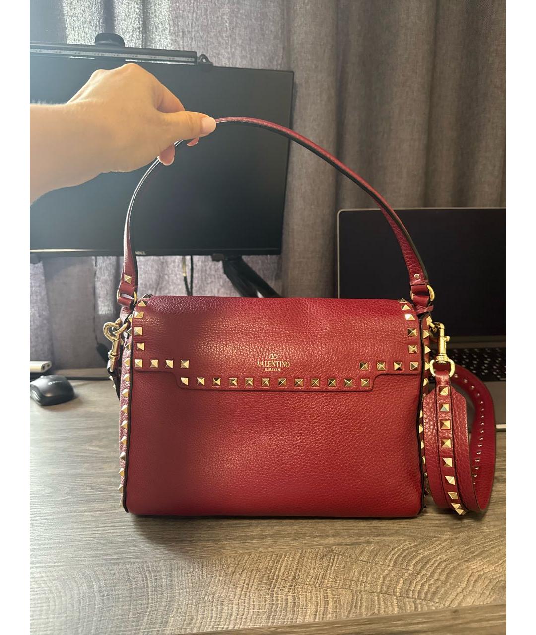 VALENTINO Бордовая кожаная сумка через плечо, фото 3