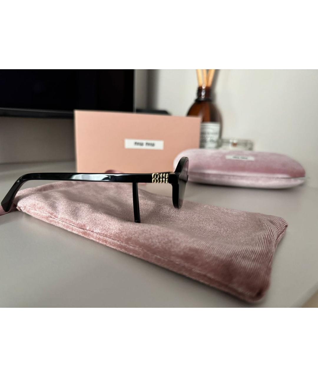 MIU MIU Черные пластиковые солнцезащитные очки, фото 2