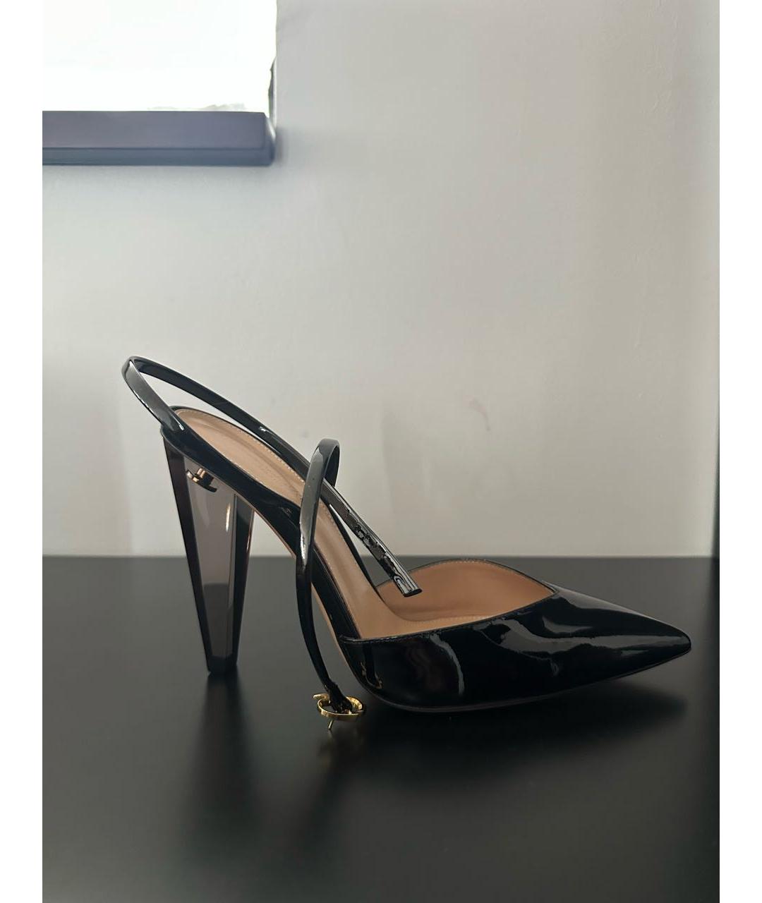 GIANVITO ROSSI Черные босоножки из лакированной кожи, фото 9