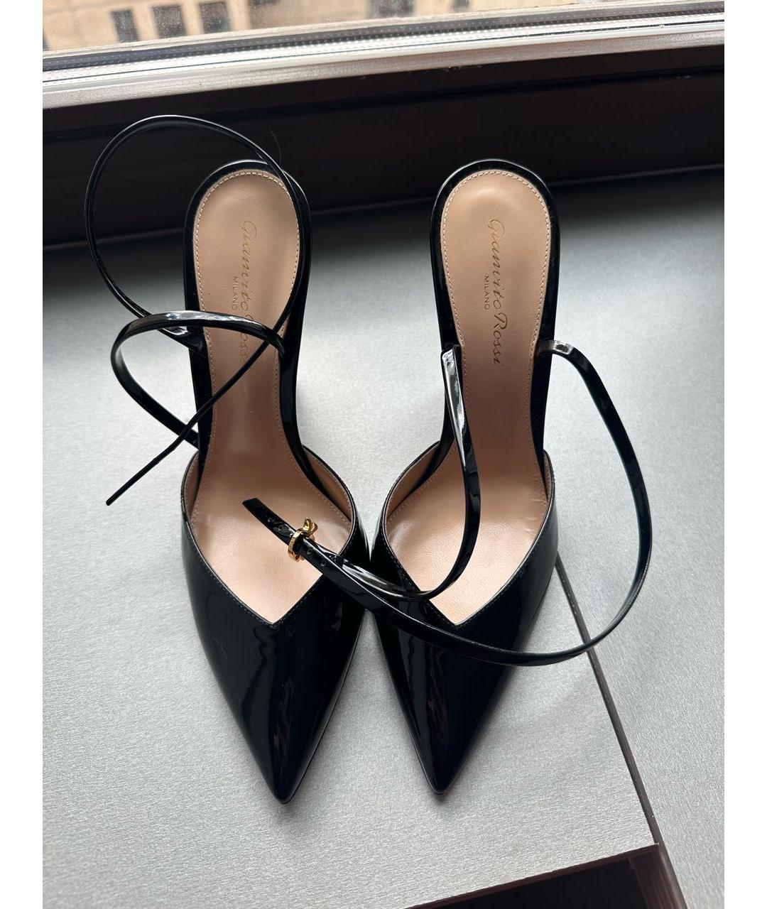 GIANVITO ROSSI Черные босоножки из лакированной кожи, фото 2