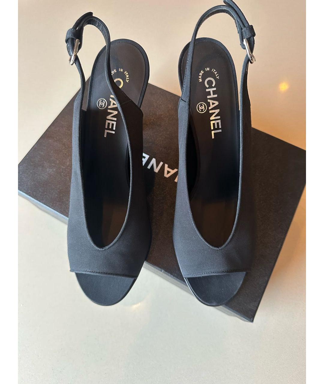 CHANEL Черные текстильные босоножки, фото 2
