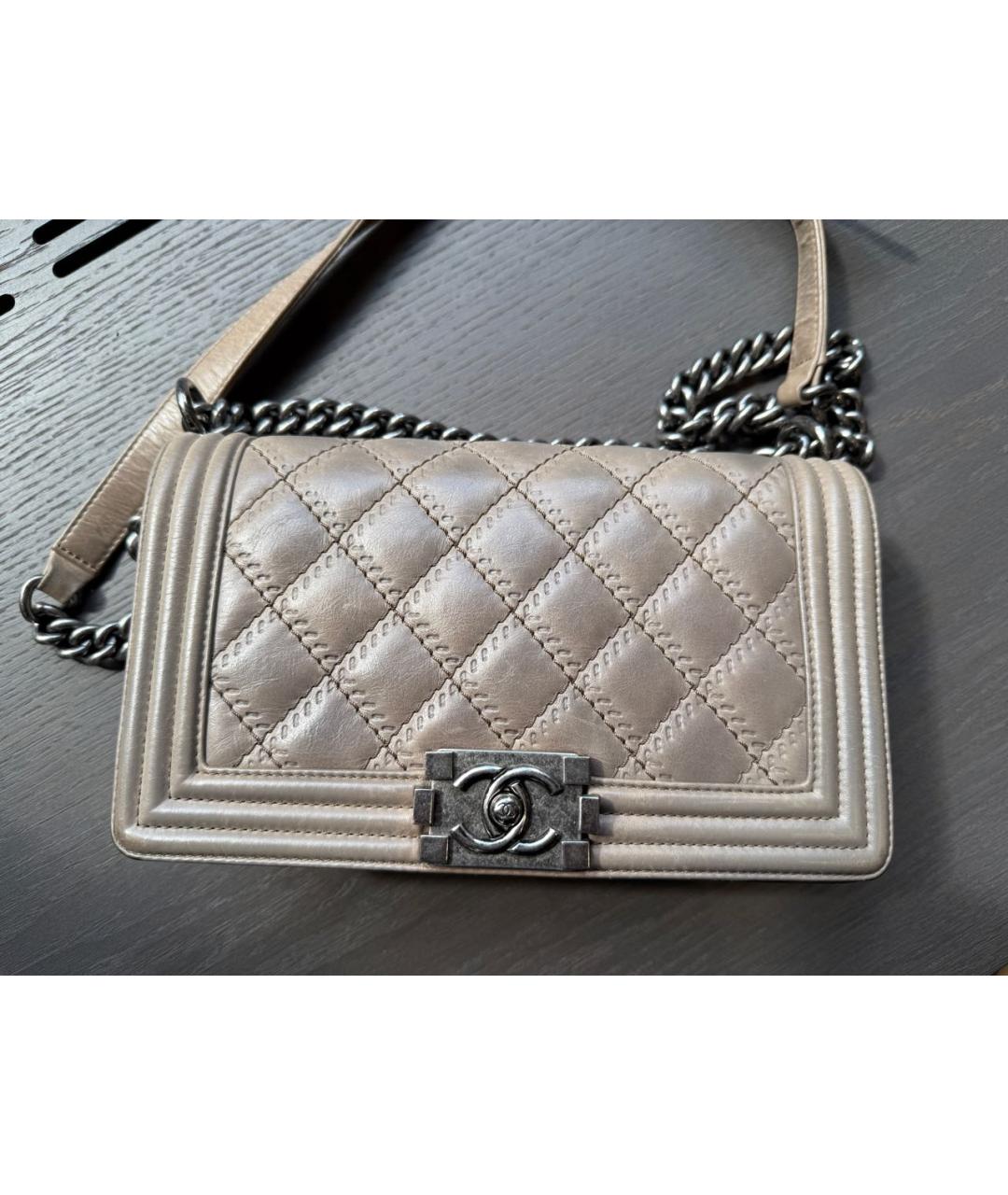 CHANEL Белая кожаная сумка через плечо, фото 4