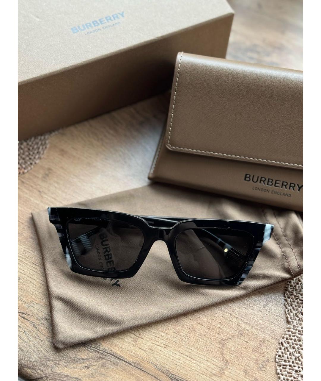 BURBERRY Черные пластиковые солнцезащитные очки, фото 8