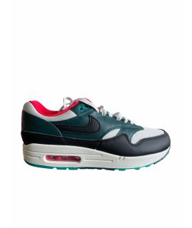 NIKE Низкие кроссовки / кеды