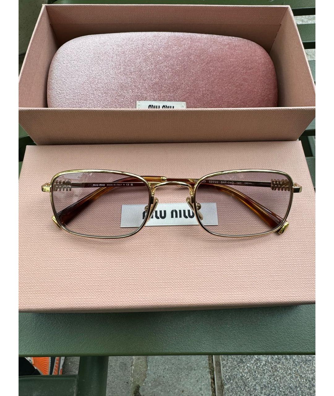 MIU MIU Золотые металлические солнцезащитные очки, фото 6