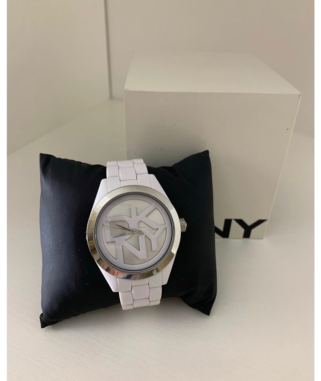 DKNY Белые часы, фото 3