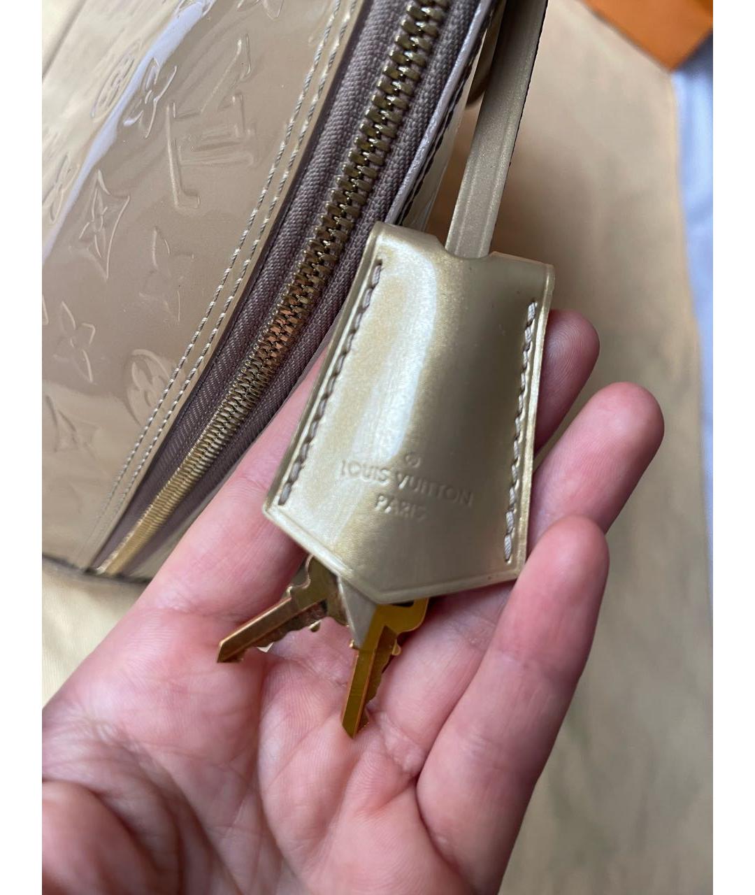LOUIS VUITTON Бежевая кожаная сумка с короткими ручками, фото 7