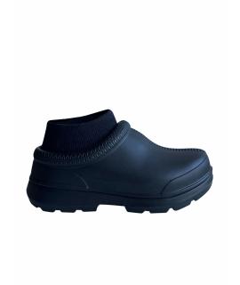 UGG AUSTRALIA Ботинки
