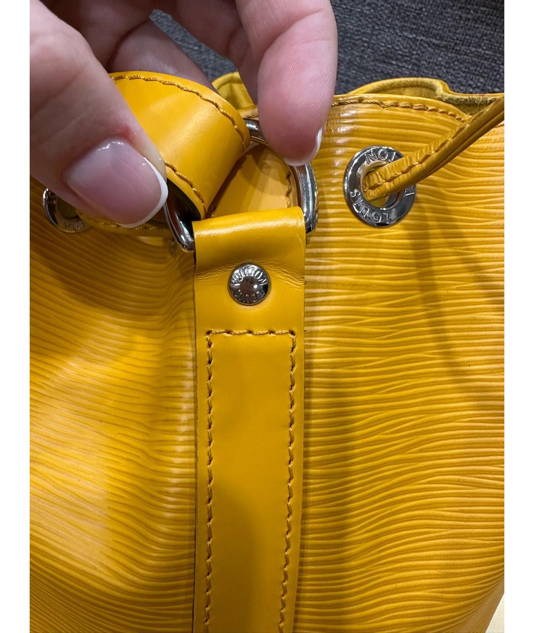 LOUIS VUITTON Желтая кожаная сумка через плечо, фото 8