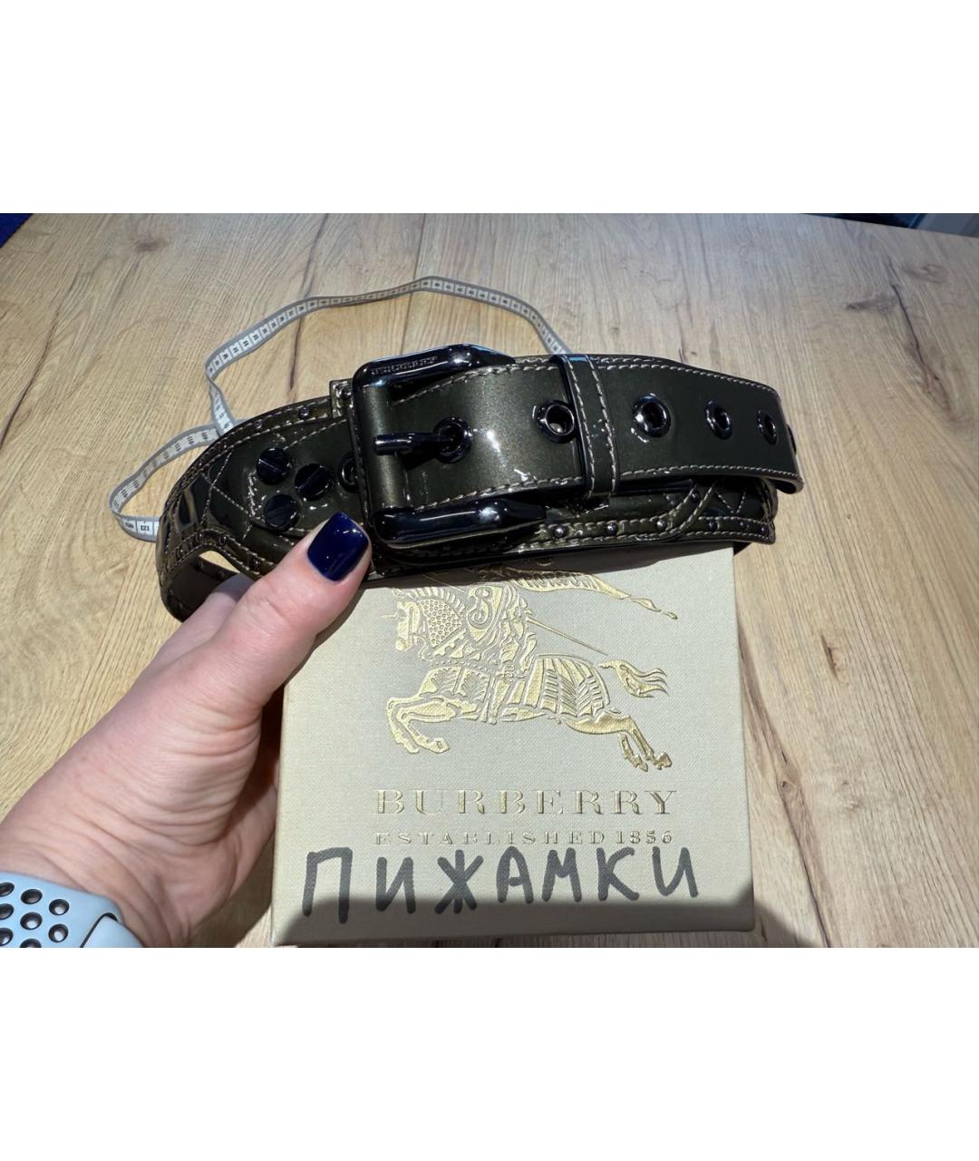 BURBERRY Серый ремень из лакированной кожи, фото 5