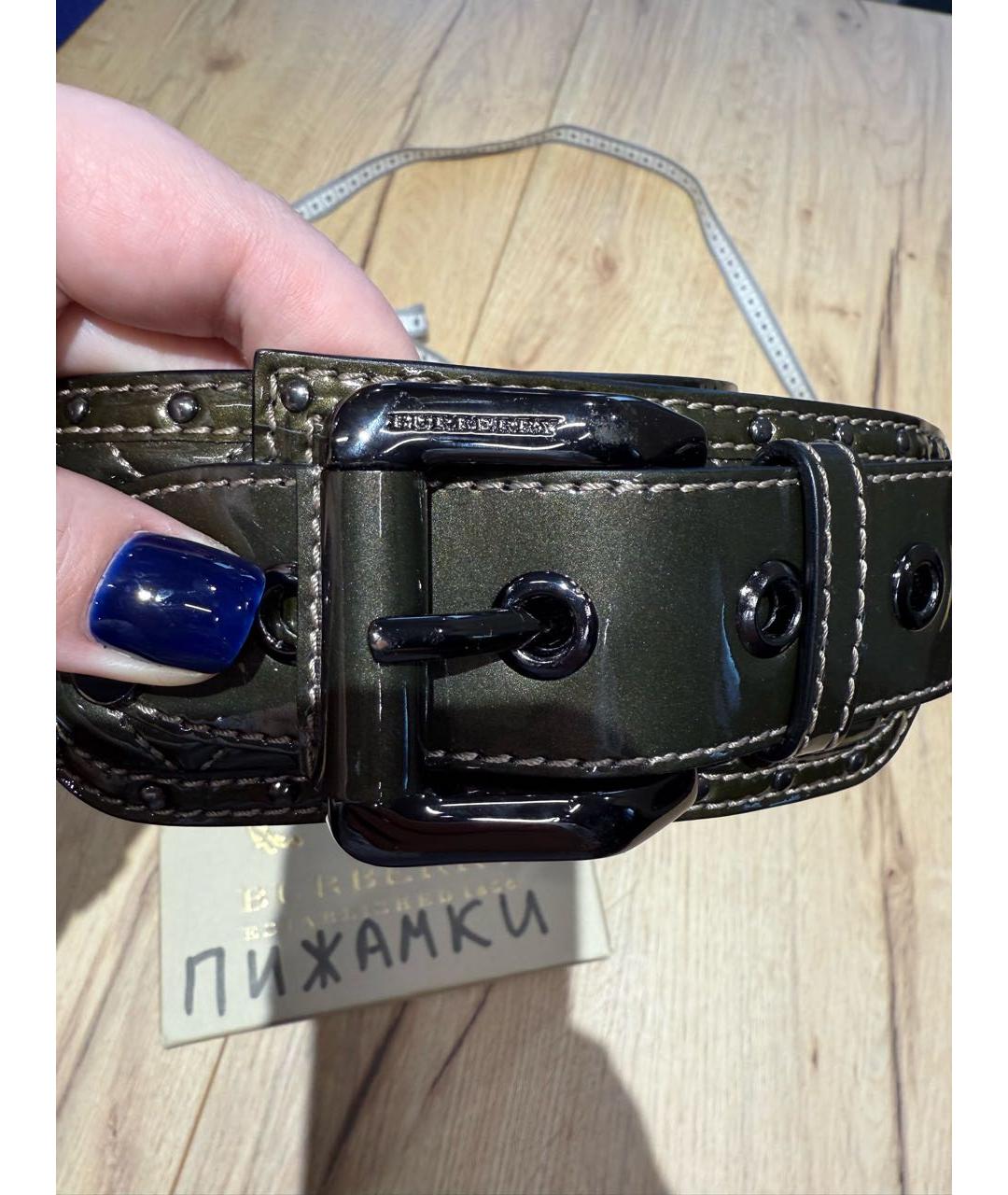BURBERRY Серый ремень из лакированной кожи, фото 2