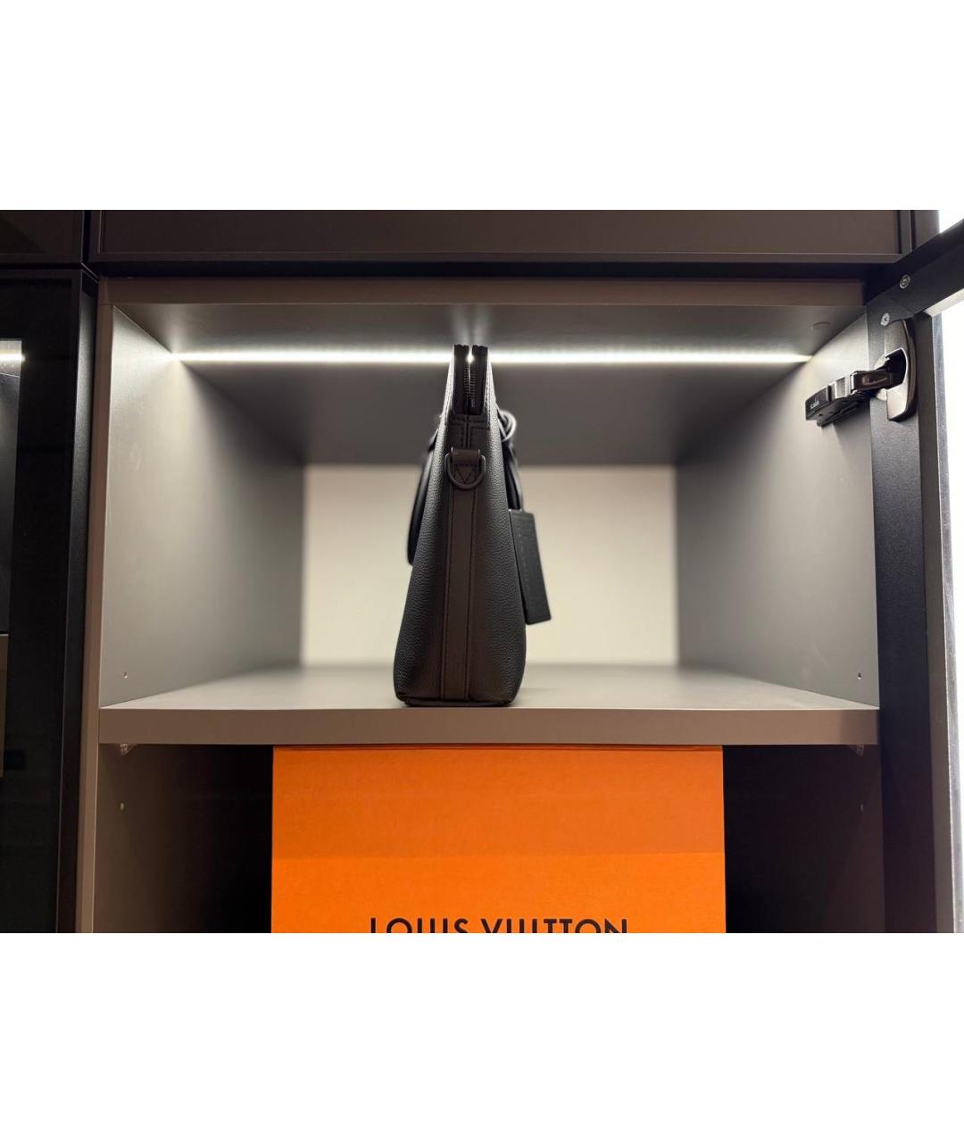 LOUIS VUITTON Черный кожаный портфель, фото 4