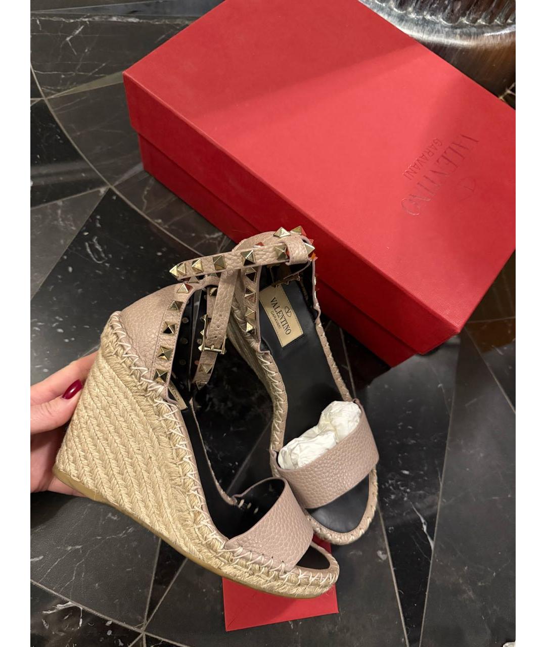 VALENTINO Розовые кожаные босоножки, фото 4
