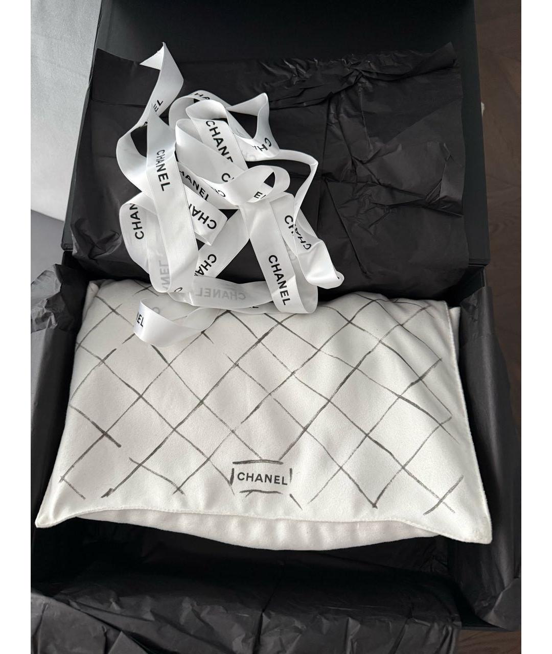 CHANEL Бежевая кожаная сумка через плечо, фото 6