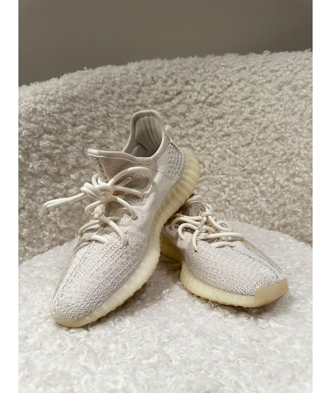 ADIDAS YEEZY Белые текстильные кроссовки, фото 2
