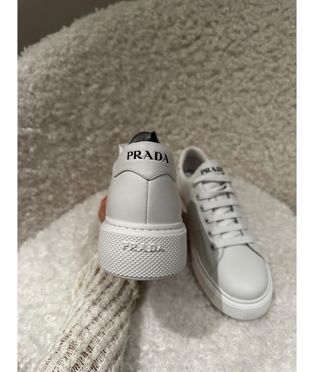 PRADA Белые кожаные кеды, фото 4
