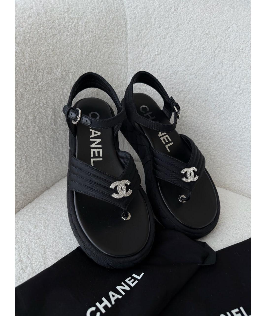 CHANEL Черные сандалии, фото 2