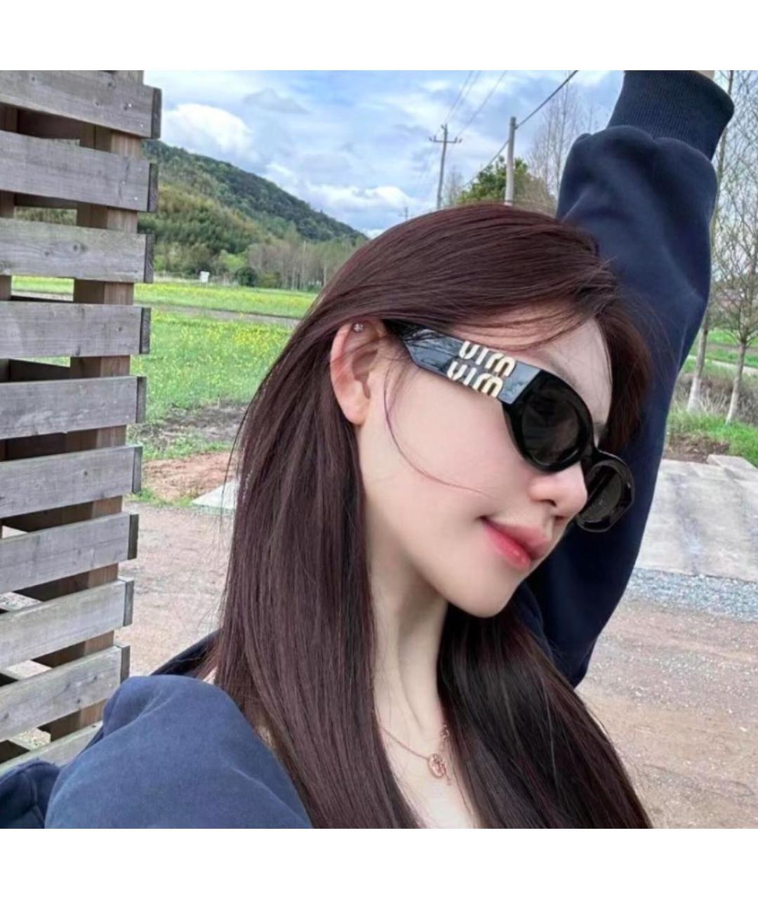 MIU MIU Черные пластиковые солнцезащитные очки, фото 4