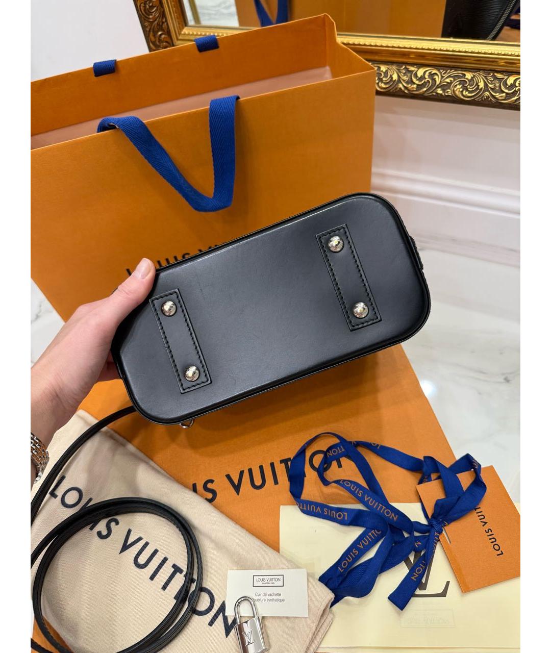 LOUIS VUITTON Черная кожаная сумка с короткими ручками, фото 4