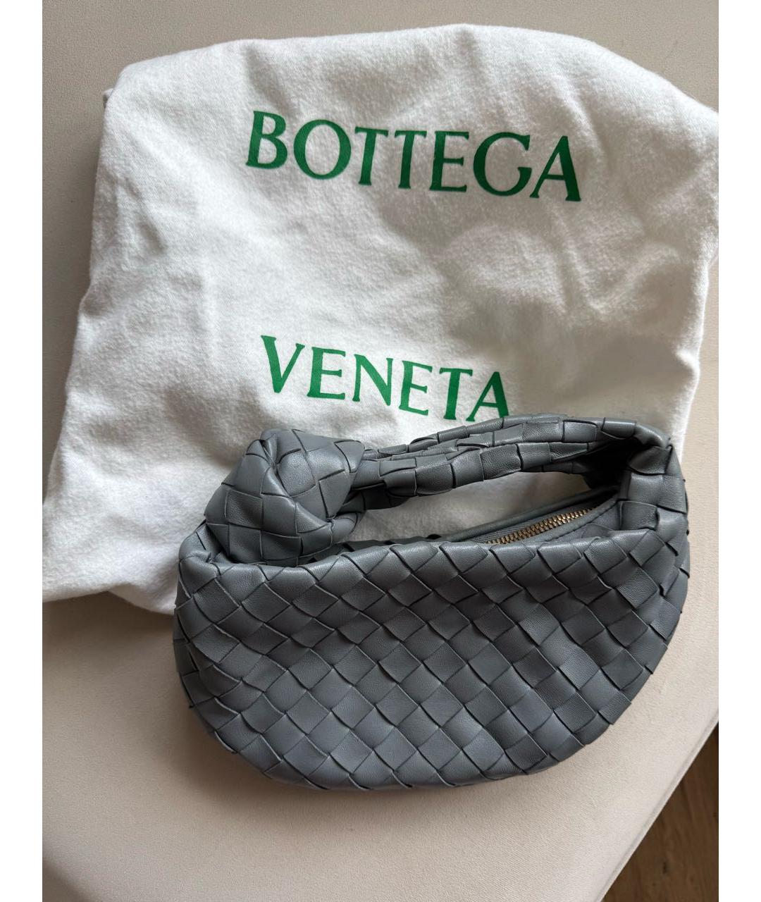 BOTTEGA VENETA Серая кожаная сумка с короткими ручками, фото 2