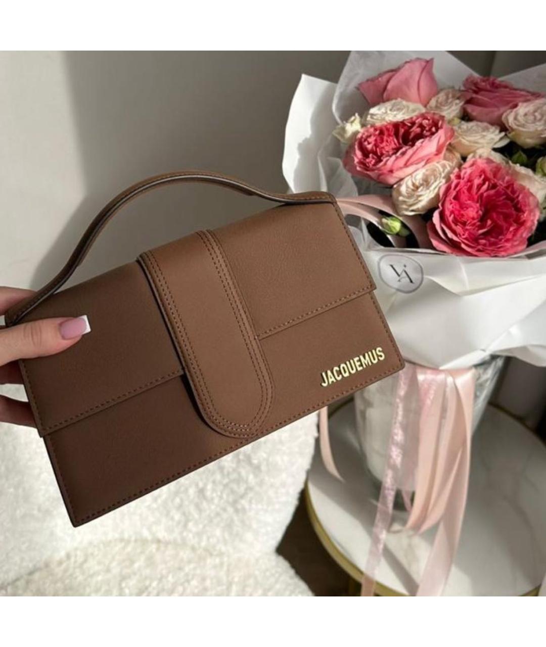 JACQUEMUS Коричневая замшевая сумка с короткими ручками, фото 7