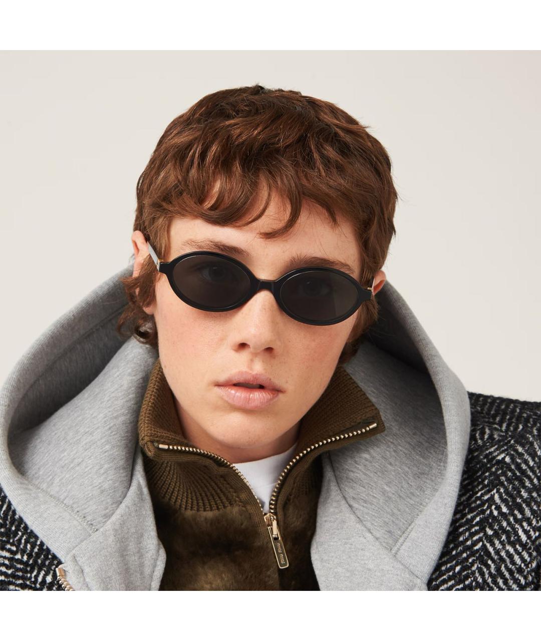 MIU MIU Черные пластиковые солнцезащитные очки, фото 3
