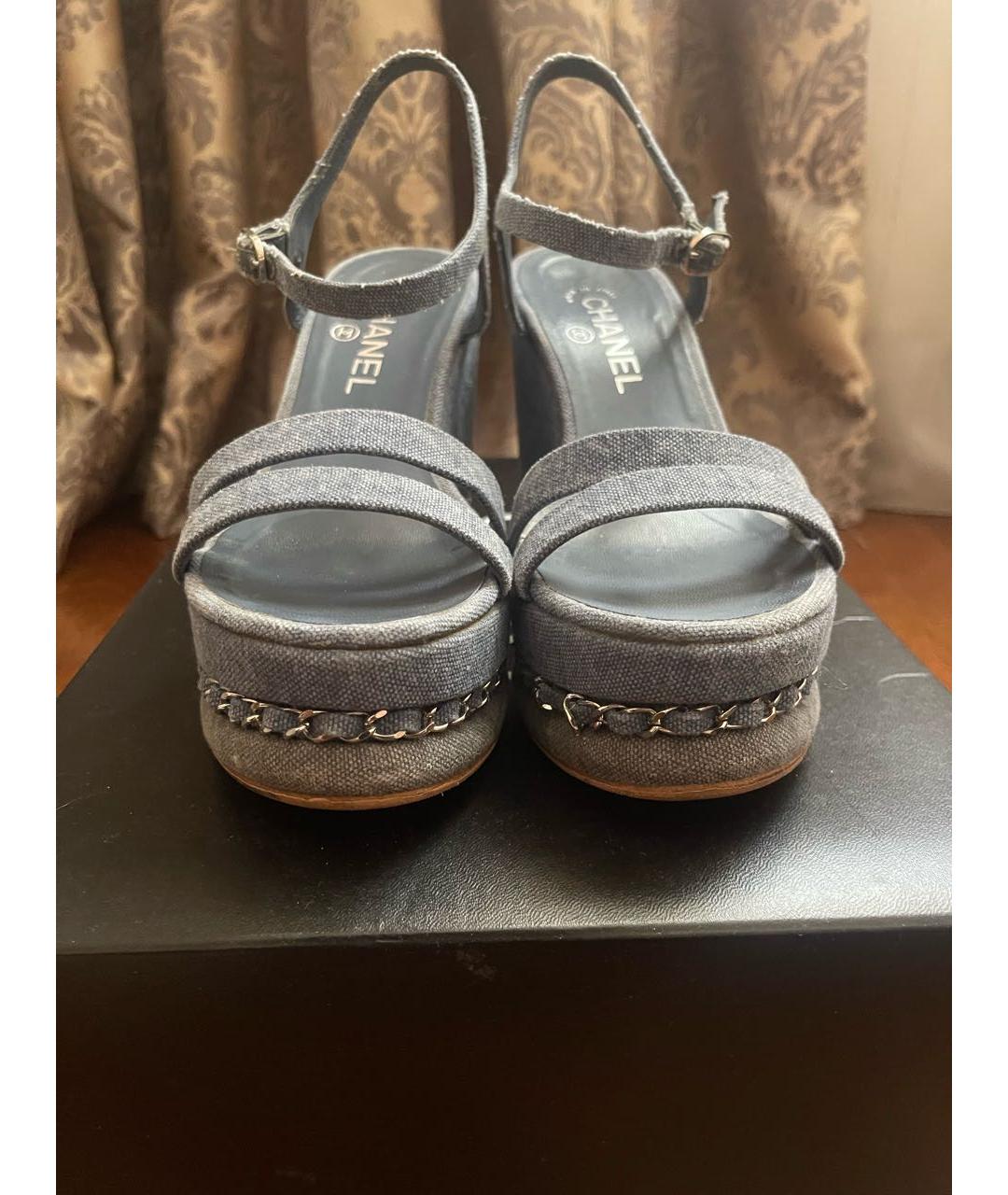 CHANEL Голубые текстильные босоножки, фото 4