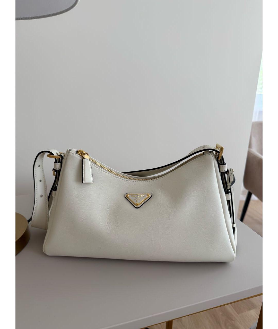 PRADA Бежевая кожаная сумка с короткими ручками, фото 2