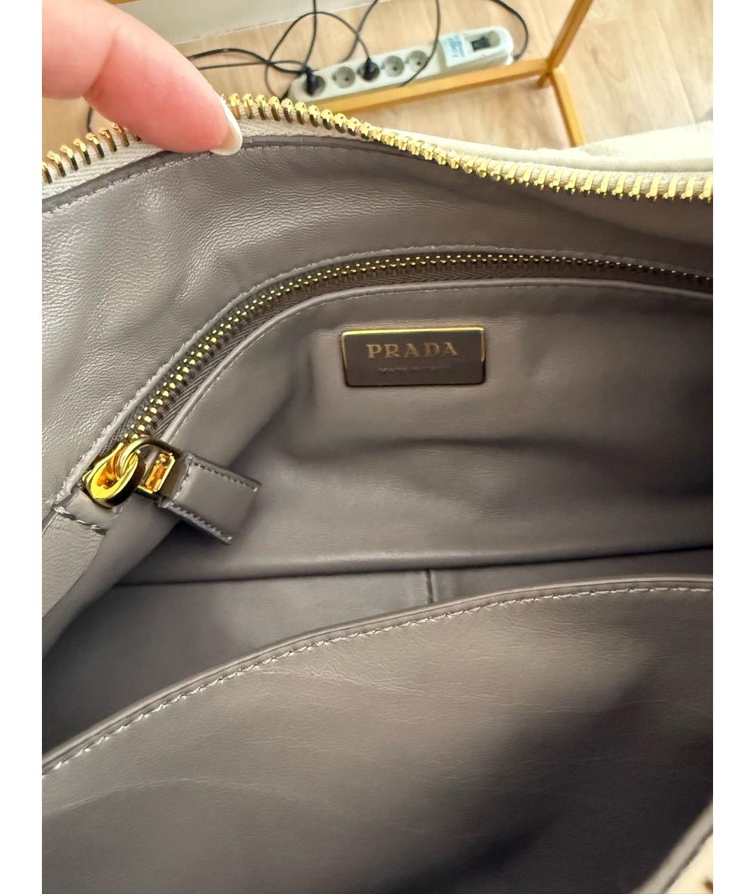 PRADA Бежевая кожаная сумка с короткими ручками, фото 5