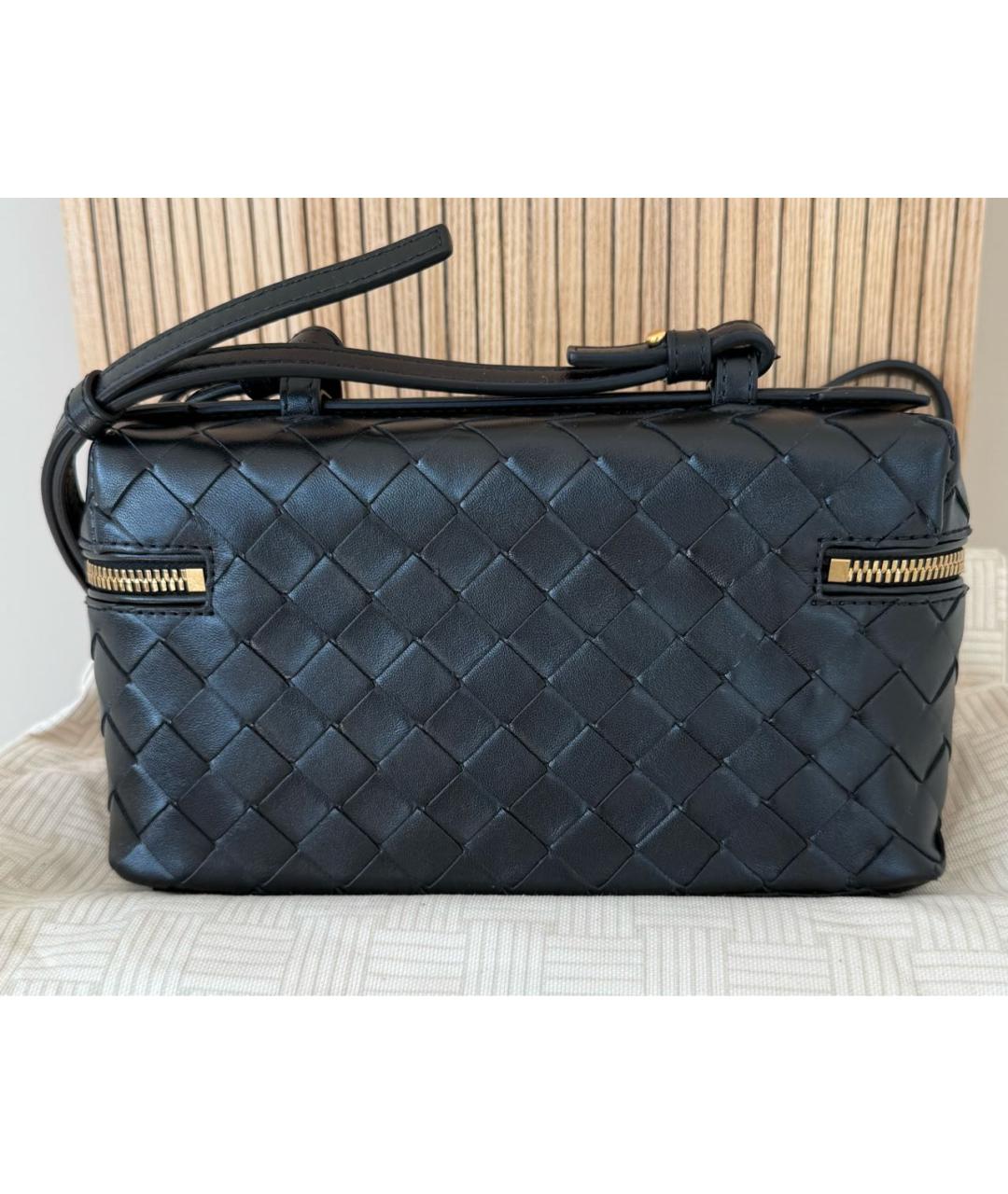 BOTTEGA VENETA Черная кожаная сумка через плечо, фото 4