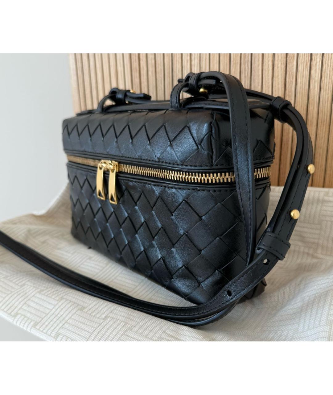 BOTTEGA VENETA Черная кожаная сумка через плечо, фото 3