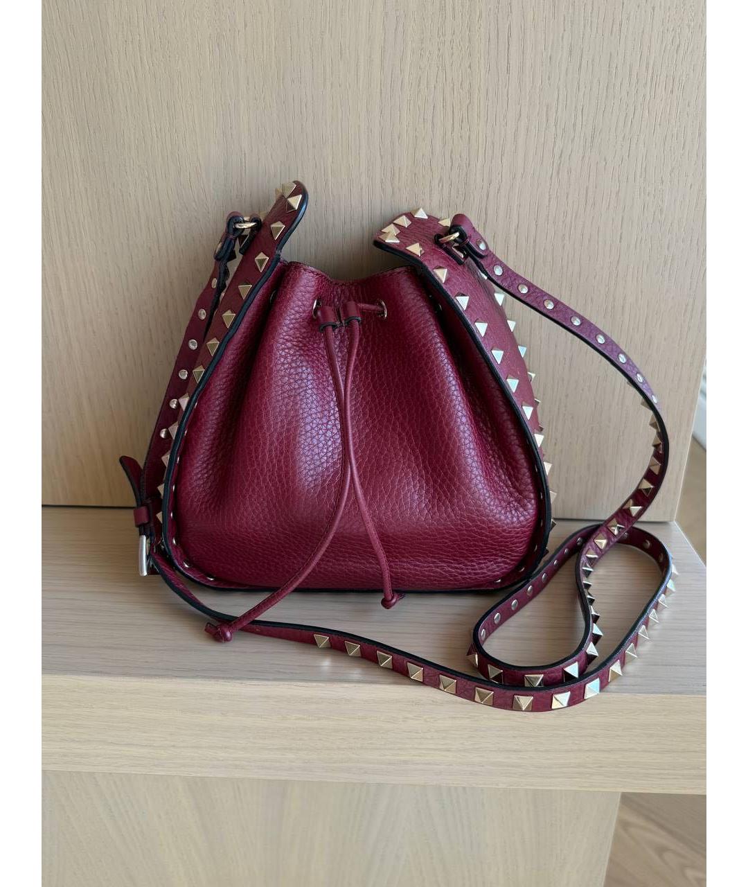 VALENTINO Бордовая кожаная сумка через плечо, фото 2