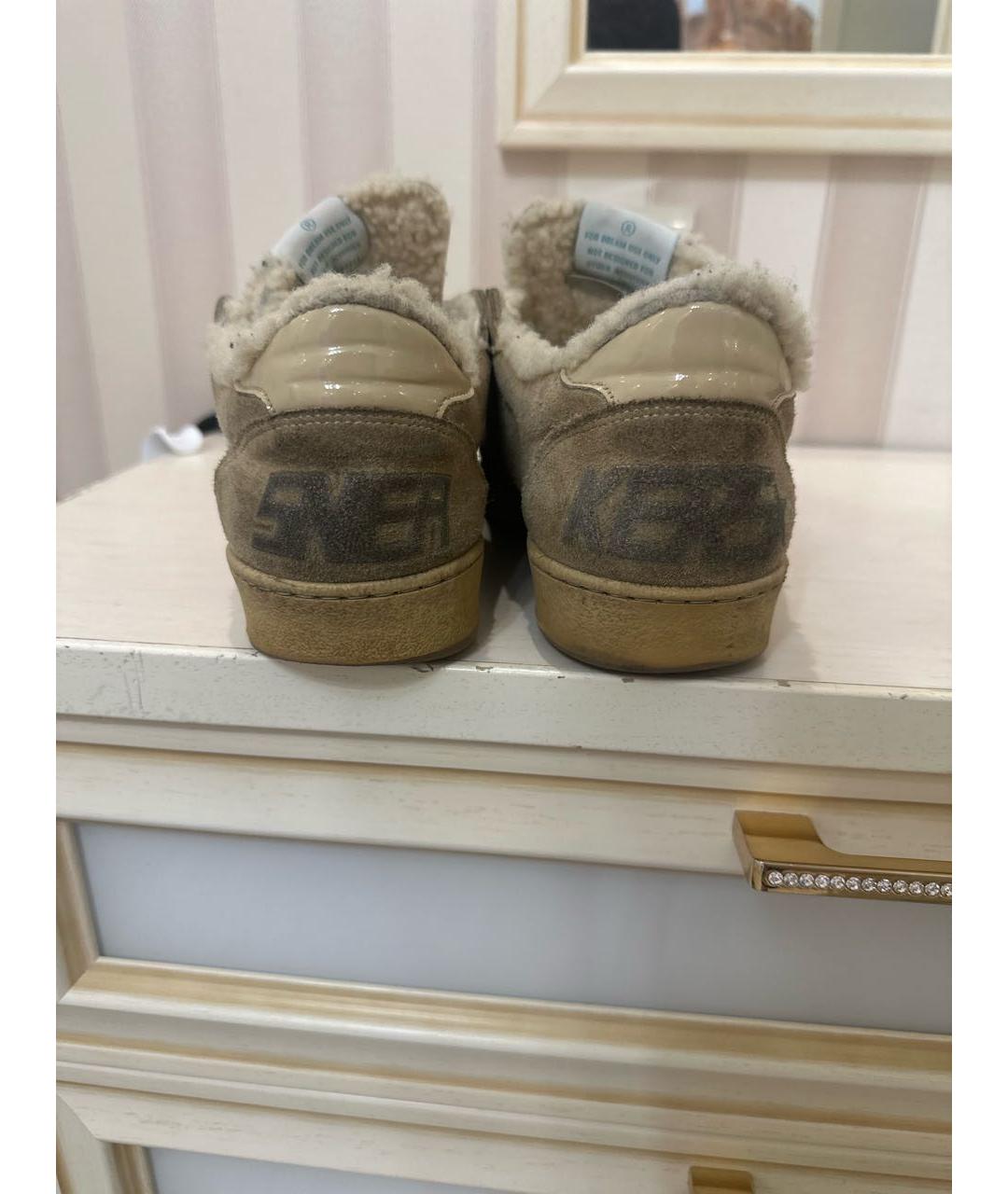 GOLDEN GOOSE DELUXE BRAND Бежевые замшевые низкие кроссовки / кеды, фото 4