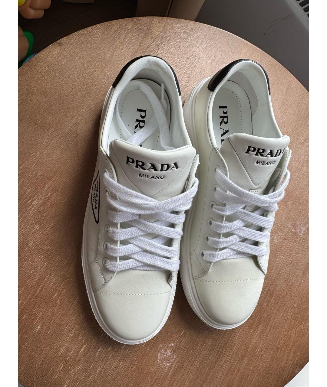 PRADA Белые кожаные кеды, фото 3