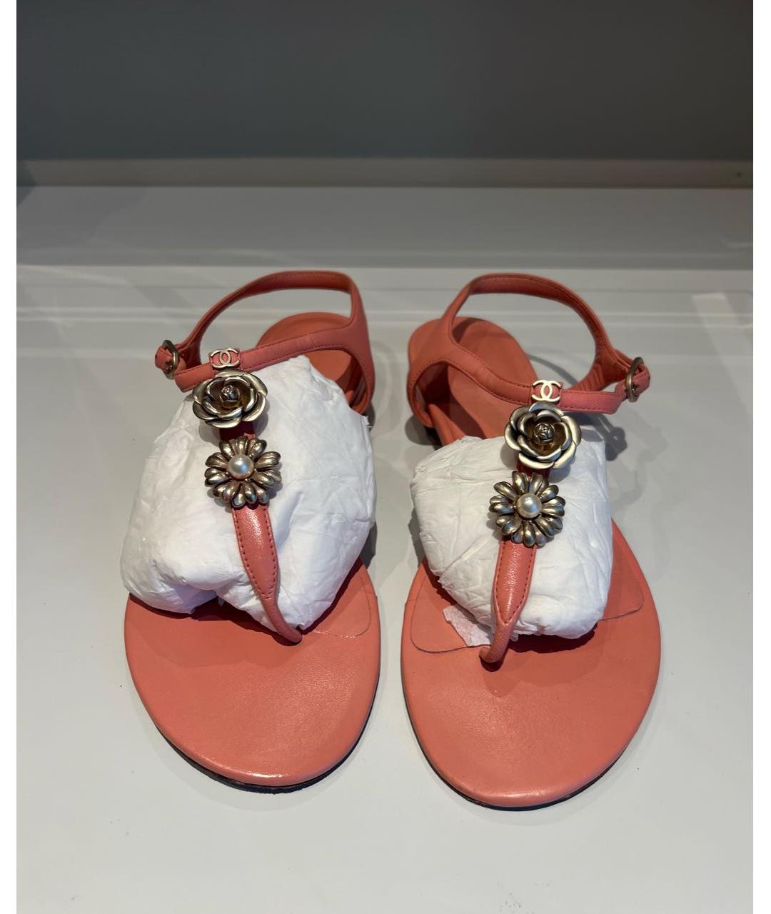 CHANEL Коралловые кожаные сандалии, фото 2
