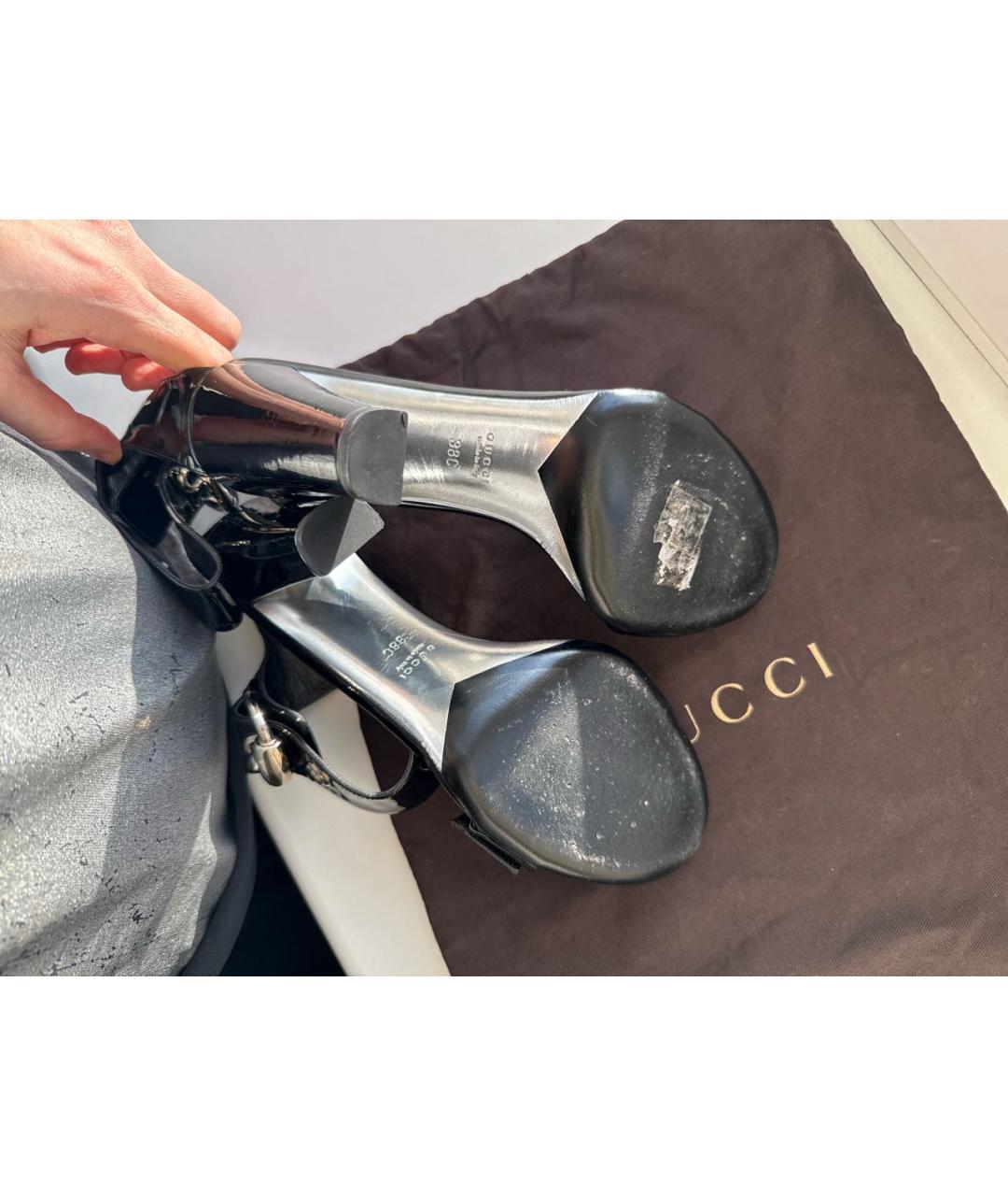 GUCCI Черные босоножки из лакированной кожи, фото 5