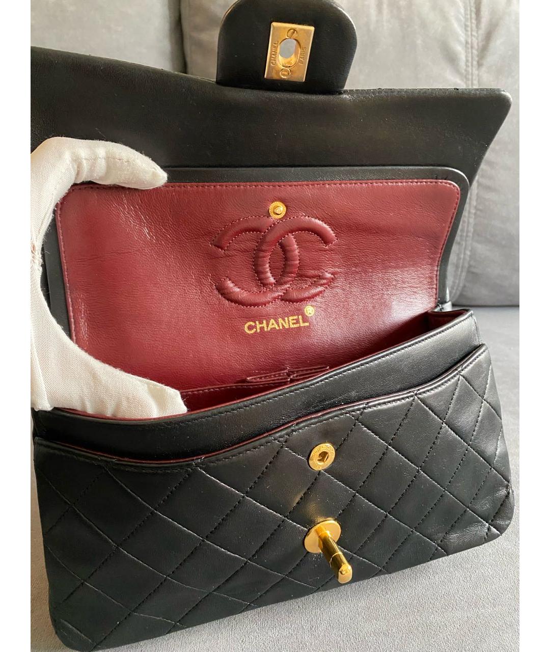 CHANEL Черная кожаная сумка через плечо, фото 2