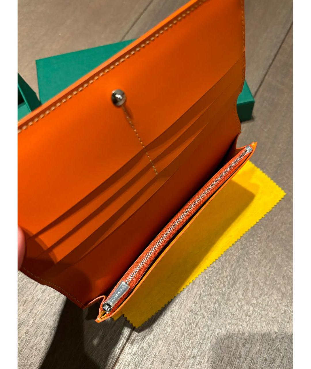 GOYARD Оранжевый кожаный кошелек, фото 5