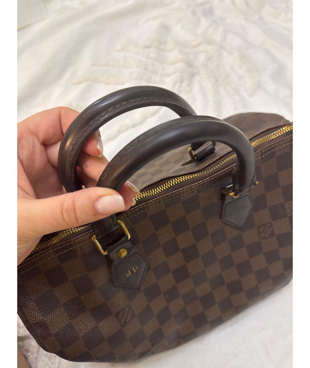 LOUIS VUITTON Коричневая кожаная сумка с короткими ручками, фото 6