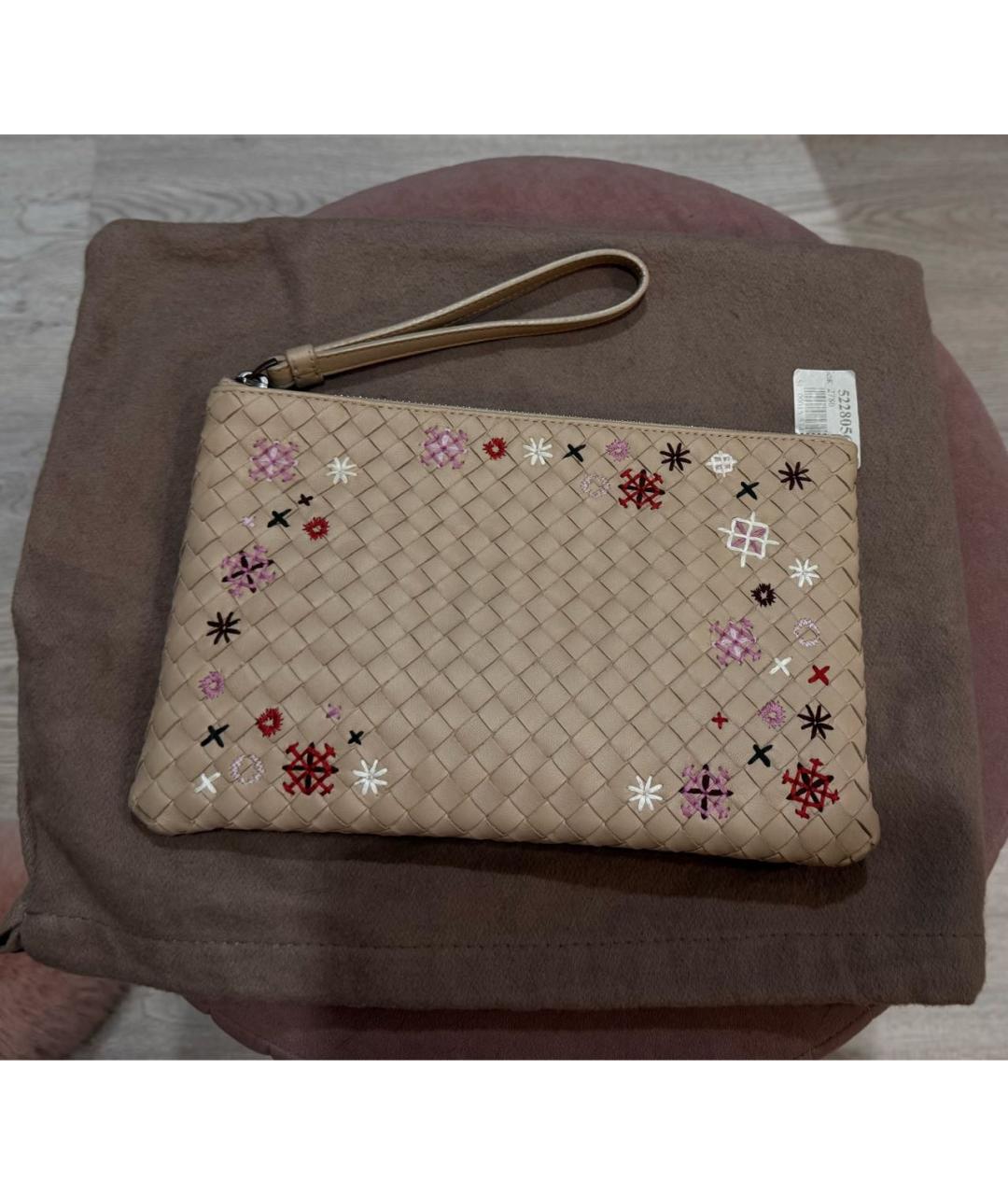 BOTTEGA VENETA Бежевая кожаная косметичка, фото 2