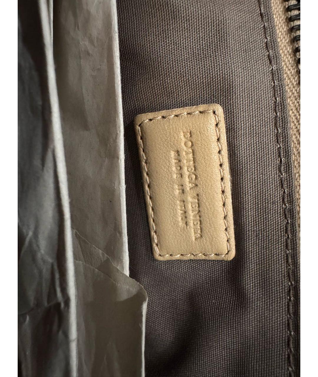 BOTTEGA VENETA Бежевая кожаная косметичка, фото 6