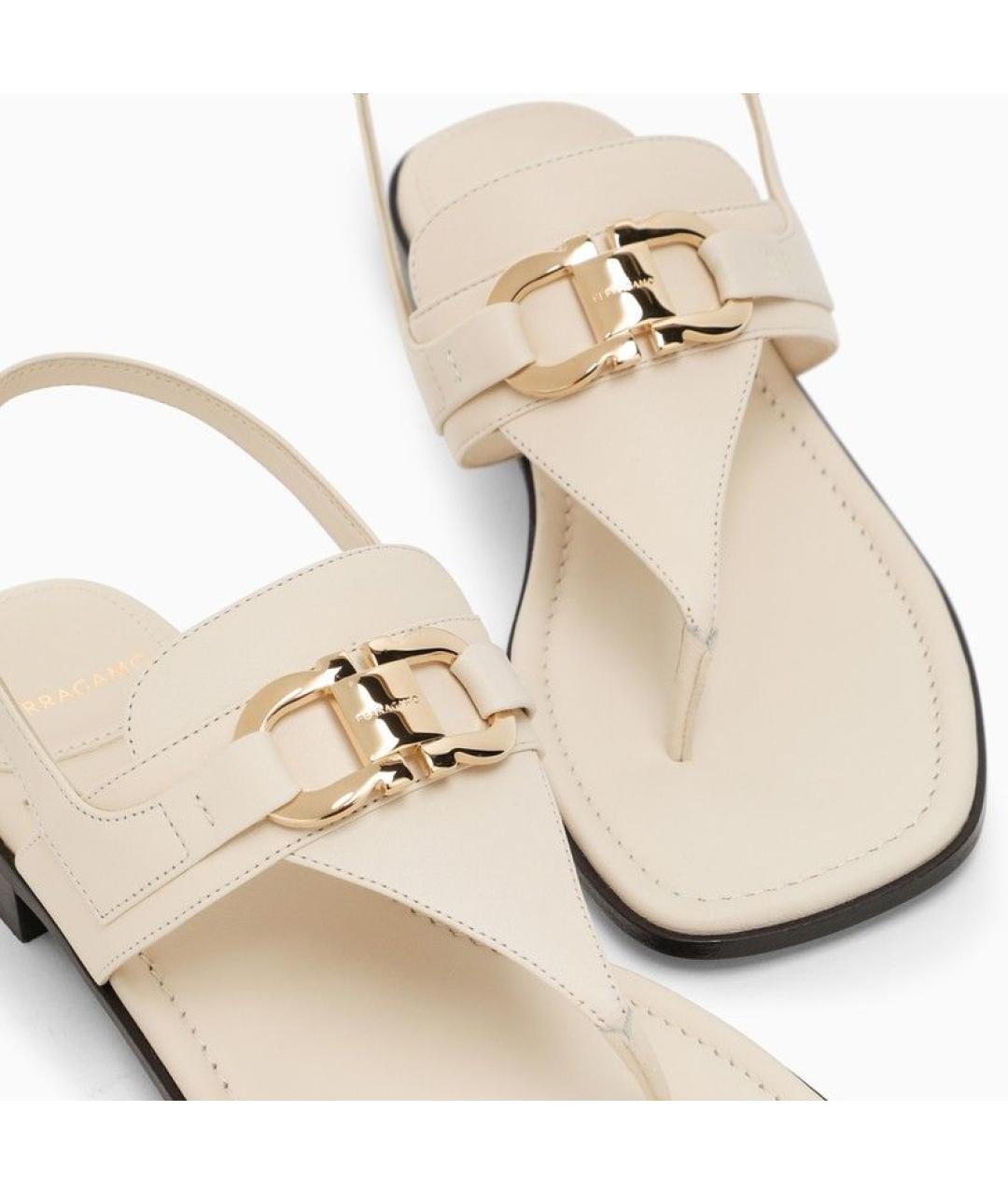 FERRAGAMO Бежевые кожаные сандалии, фото 5