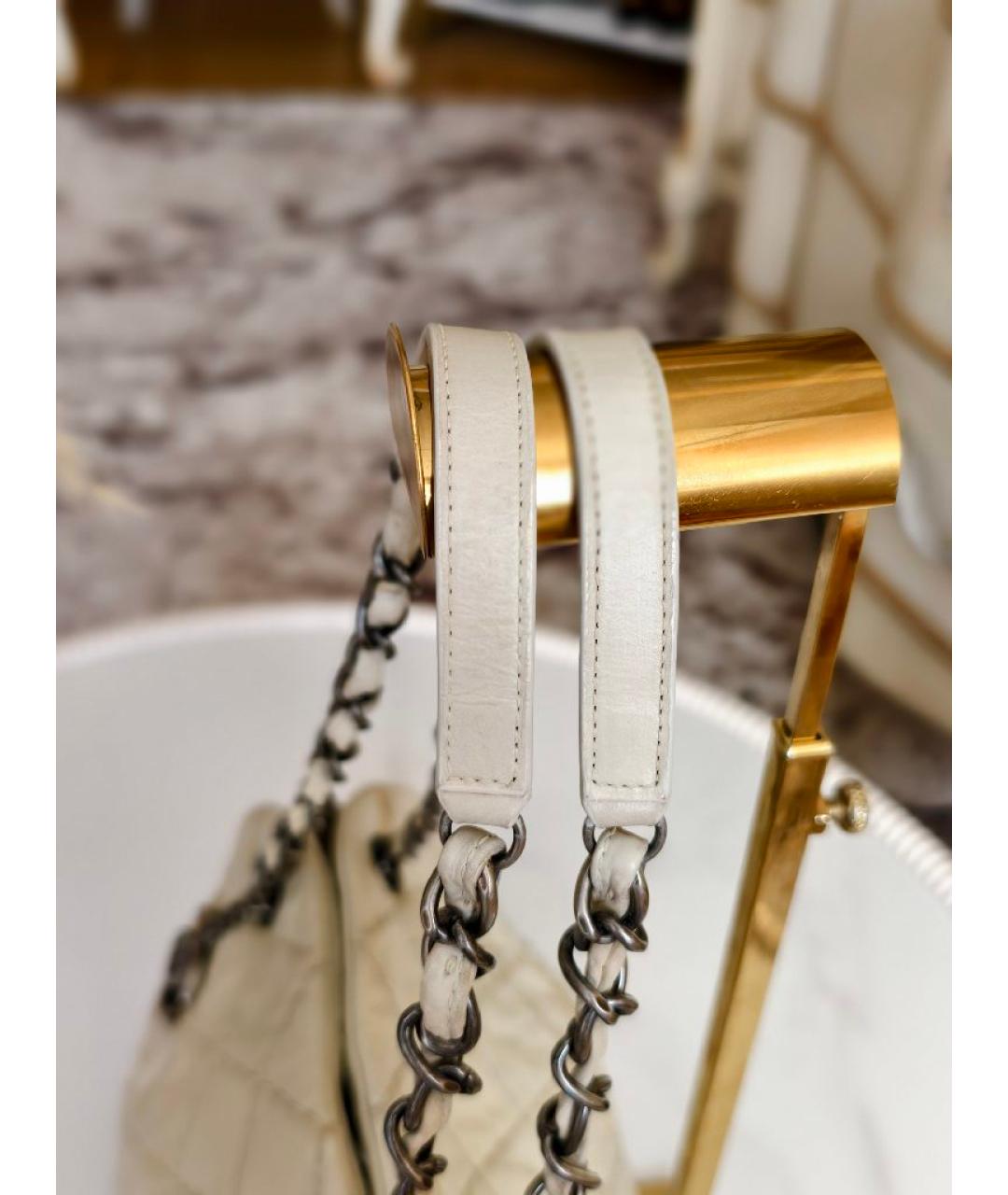 CHANEL Бежевая кожаная сумка тоут, фото 8