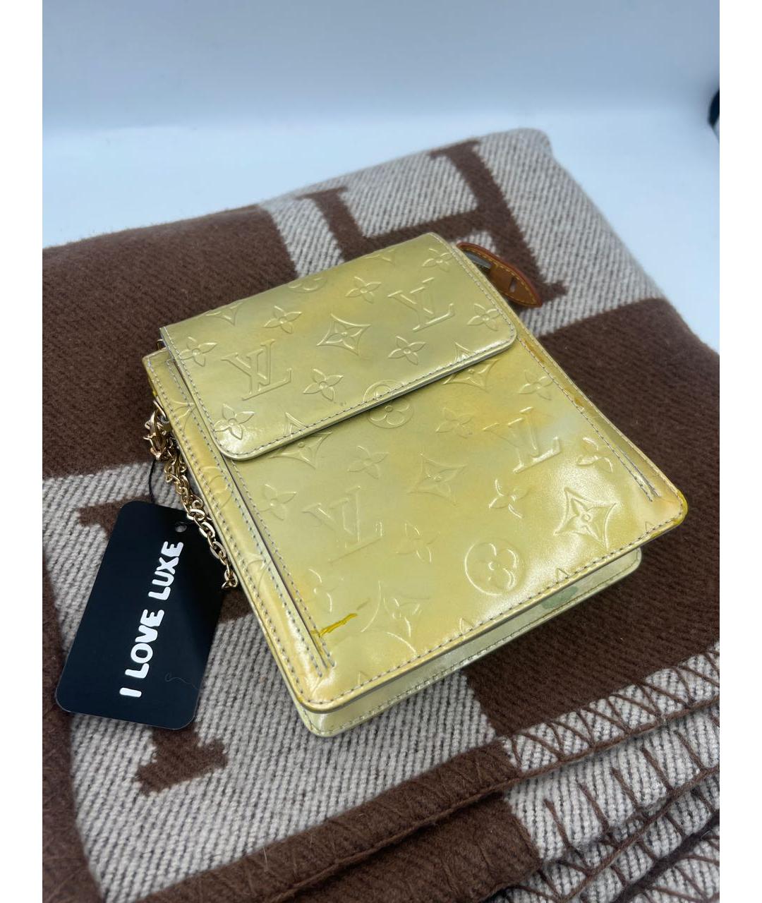 LOUIS VUITTON Горчичная сумка через плечо из лакированной кожи, фото 7